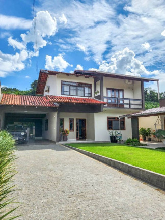 Imagem Casa com 4 Quartos à Venda, 290 m² em Xv De Novembro - Corupá
