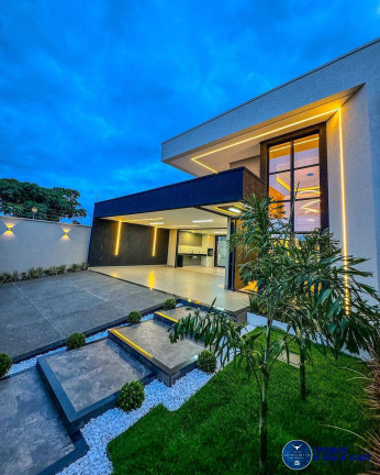 Casa com 4 Quartos à Venda, 360 m² em Setor Três Marias - Goiânia