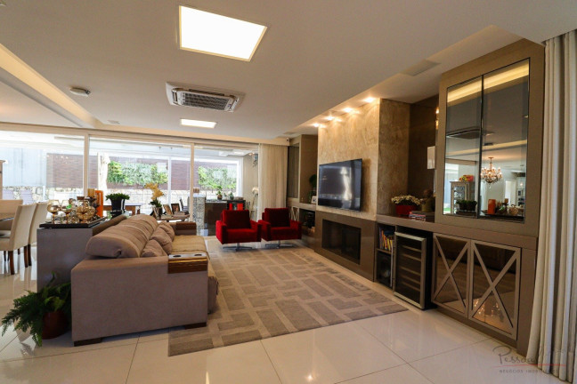 Imagem Casa com 4 Quartos à Venda, 339 m² em João Paulo - Florianópolis Imagem Casa com 4 Quartos à Venda, 339 m² em João Paulo - Florianópolis
