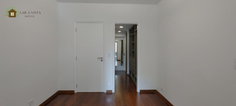 Imagem Apartamento com 3 Quartos à Venda, 190 m² Imagem Apartamento com 3 Quartos à Venda, 190 m²