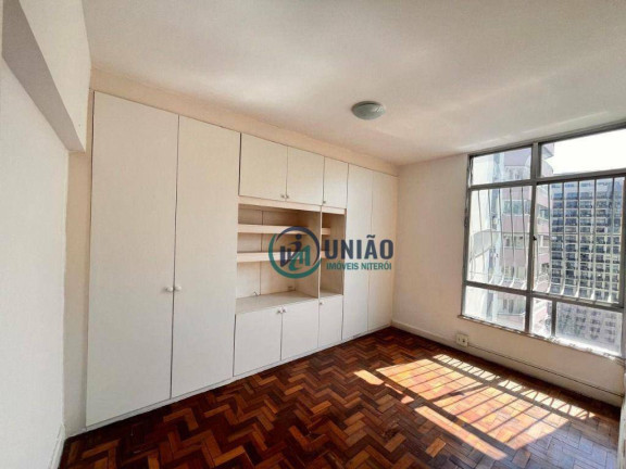 Foto do imóvel Apartamento com 3 Quartos à Venda, 130 m² em Icaraí - Niterói