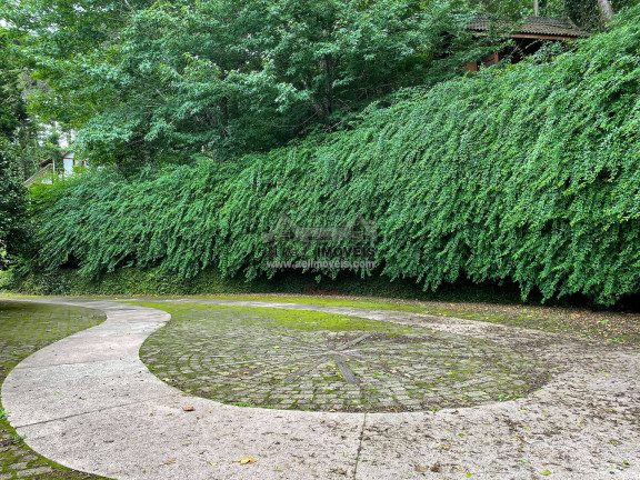 Imagem Casa com 6 Quartos à Venda, 950 m² em Jardim Das Flores - Campos Do Jordão