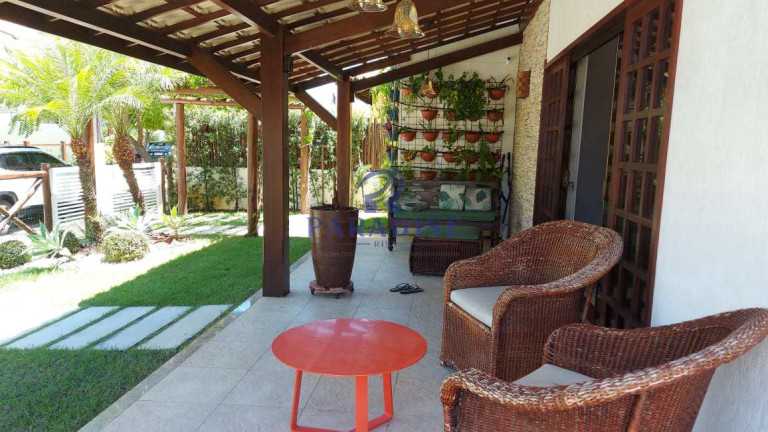 Imagem Casa com 5 Quartos à Venda, 325 m² em Guarajuba - Camaçari