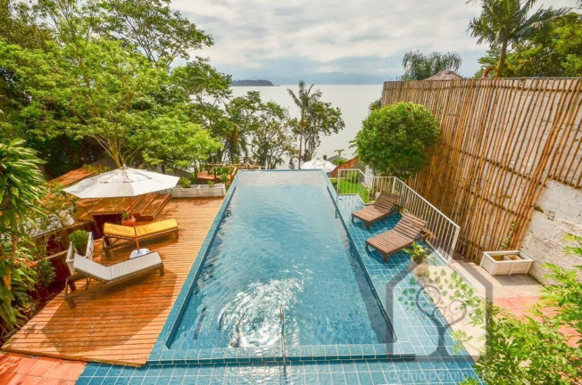 Imagem Casa com 5 Quartos à Venda, 500 m² em Sambaqui - Florianópolis