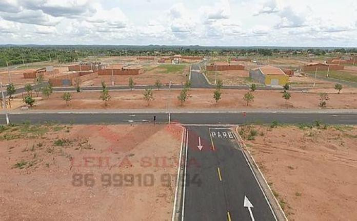 Terreno à Venda, 300 m² em Planalto Uruguai - Teresina