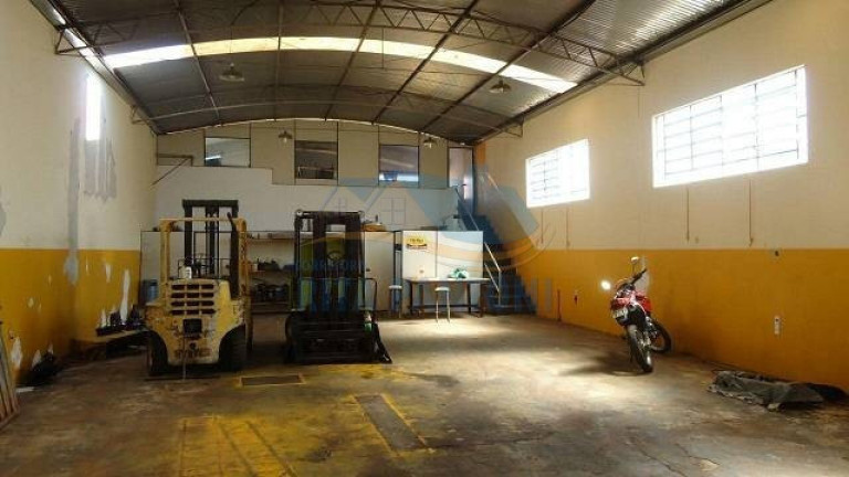 Casa com 3 Quartos à Venda, 282 m² em Campos Elíseos - Ribeirão Preto