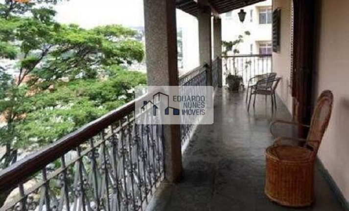 Imagem Casa com 6 Quartos à Venda, 301 m² em Santa Lúcia - Belo Horizonte Imagem Casa com 6 Quartos à Venda, 301 m² em Santa Lúcia - Belo Horizonte