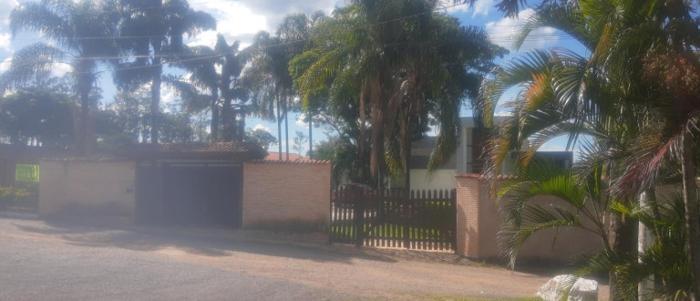 Imagem Casa com 3 Quartos à Venda, 1.690 m² em Granja Do Torto - Brasília