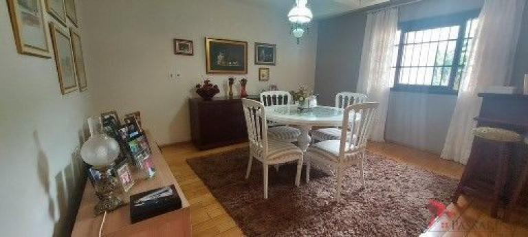 Imagem Sobrado com 4 Quartos à Venda, 253 m² em Centro - Torres