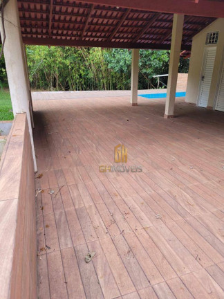Imagem Chácara com 4 Quartos à Venda, 720 m² em Cachoeirinha - Aragoiânia