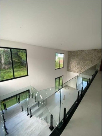 Imagem Casa com 4 Quartos à Venda, 242 m² em Guarajuba - Camaçari