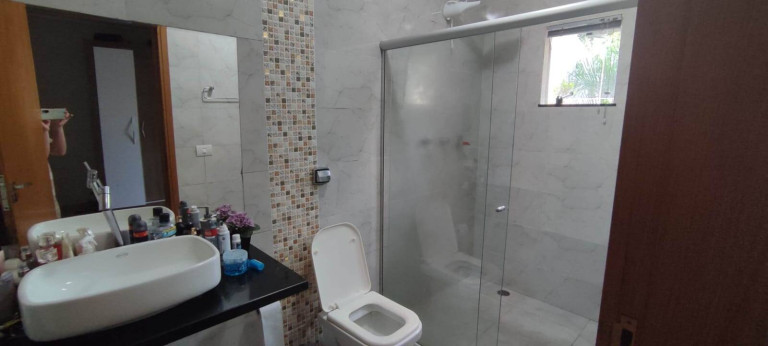 Imagem Casa com 3 Quartos à Venda, 198 m² em Jardim Nova Baroneza - Arapongas Imagem Casa com 3 Quartos à Venda, 198 m² em Jardim Nova Baroneza - Arapongas