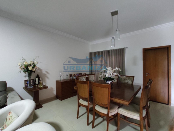 Imagem Casa com 3 Quartos à Venda, 190 m² em Condomínio San Marino - Birigui