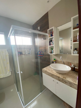 Imagem Casa com 3 Quartos para Alugar ou Temporada, 208 m² em Parque Das Nações - Parnamirim