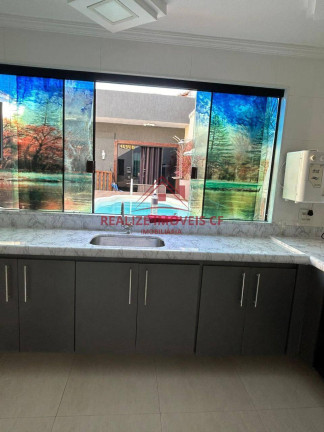 Imagem Casa com 5 Quartos à Venda, 299 m² em Portinho - Cabo Frio Imagem Casa com 5 Quartos à Venda, 299 m² em Portinho - Cabo Frio