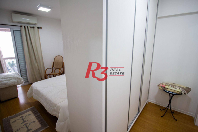 Imagem Apartamento com 2 Quartos à Venda, 94 m² em Gonzaga - Santos