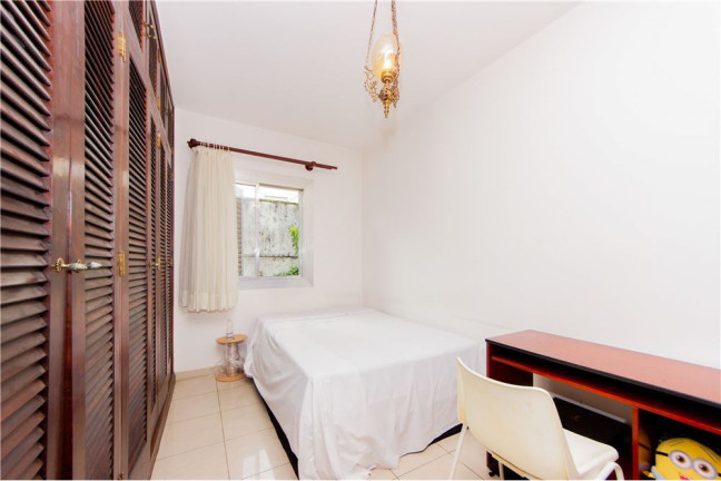 Imagem Casa com 3 Quartos à Venda, em Parque Jabaquara - São Paulo Imagem Casa com 3 Quartos à Venda, em Parque Jabaquara - São Paulo