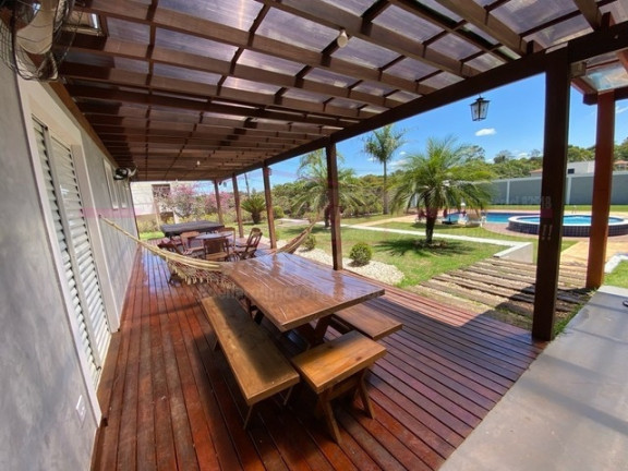 Imagem Chácara com 3 Quartos à Venda, 230 m² em Portal Dos Lagos - Boituva Imagem Chácara com 3 Quartos à Venda, 230 m² em Portal Dos Lagos - Boituva