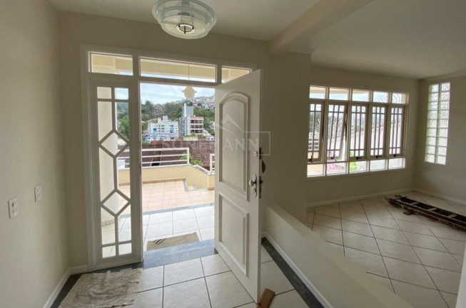 Imagem Casa com 5 Quartos à Venda, 308 m² em Carvoeira - Florianópolis