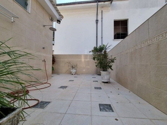 Imagem Casa com 3 Quartos à Venda, 195 m² em Gonzaga - Santos Imagem Casa com 3 Quartos à Venda, 195 m² em Gonzaga - Santos