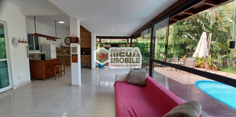 Imagem Casa com 3 Quartos à Venda, 248 m² em Jurerê Internacional - Florianópolis