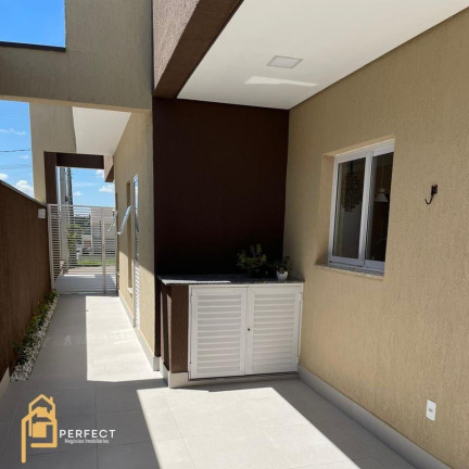 Imagem Casa com 4 Quartos para Alugar, 150 m² em Via Dutra - Caçapava
