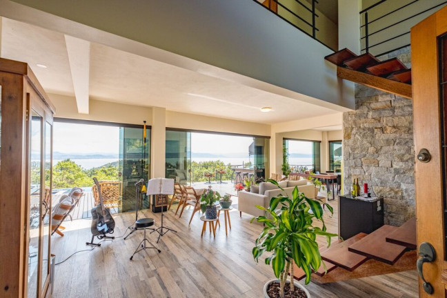 Imagem Casa de Condomínio com 3 Quartos à Venda, 450 m² em João Paulo - Florianópolis
