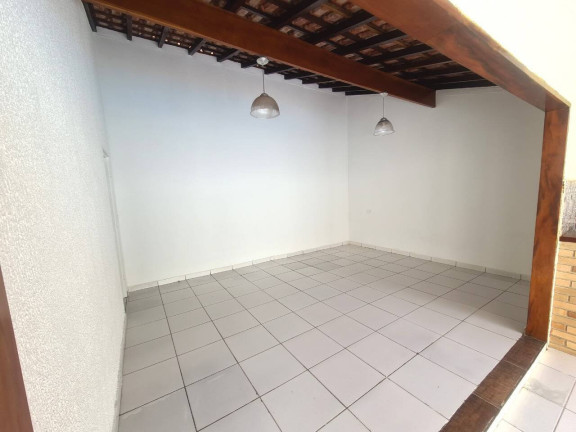 Imagem Casa com 3 Quartos à Venda, 330 m² em Centro - Ubatuba