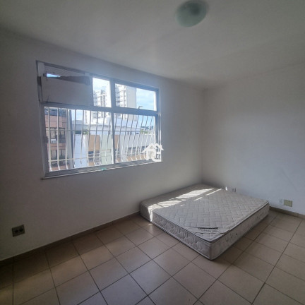 Imagem Apartamento com 4 Quartos à Venda,  em Icaraí - Niterói