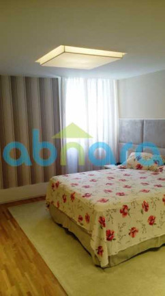 Imagem Apartamento com 5 Quartos à Venda, 540 m² em Copacabana - Rio De Janeiro Imagem Apartamento com 5 Quartos à Venda, 540 m² em Copacabana - Rio De Janeiro