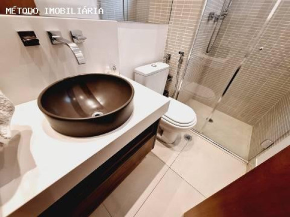 Imagem Imóvel com 2 Quartos à Venda, 121 m² em Pinheiros - São Paulo