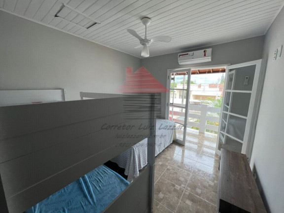 Imagem Casa com 3 Quartos à Venda, 240 m² em Jardim Imperador - Peruíbe