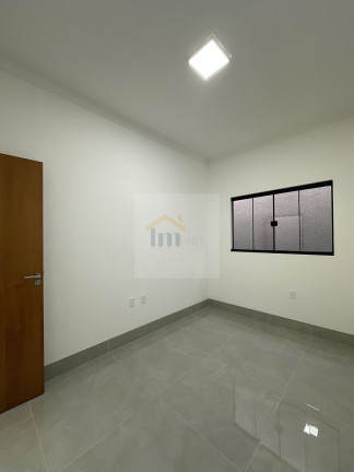 Imagem Casa com 3 Quartos à Venda, 128 m² em Jardim Mont Serrat - Aparecida De Goiânia Imagem Casa com 3 Quartos à Venda, 128 m² em Jardim Mont Serrat - Aparecida De Goiânia