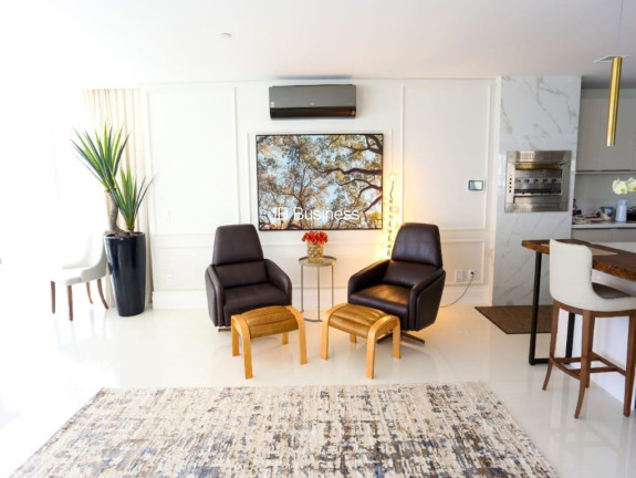 Imagem Imóvel com 5 Quartos à Venda, 359 m² em Centro - Balneário Camboriú Imagem Imóvel com 5 Quartos à Venda, 359 m² em Centro - Balneário Camboriú