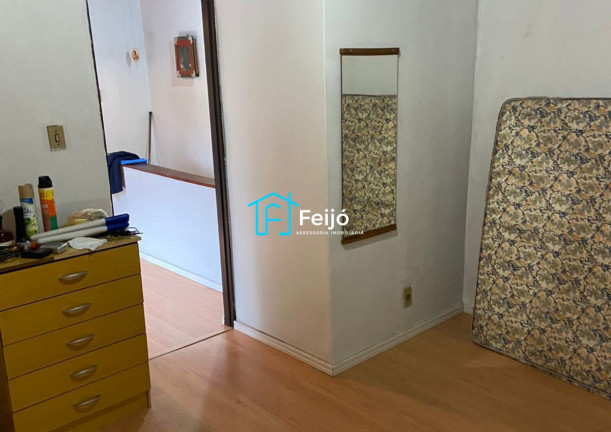 Imagem Sobrado com 2 Quartos à Venda, 60 m² em Cristal - Porto Alegre Imagem Sobrado com 2 Quartos à Venda, 60 m² em Cristal - Porto Alegre
