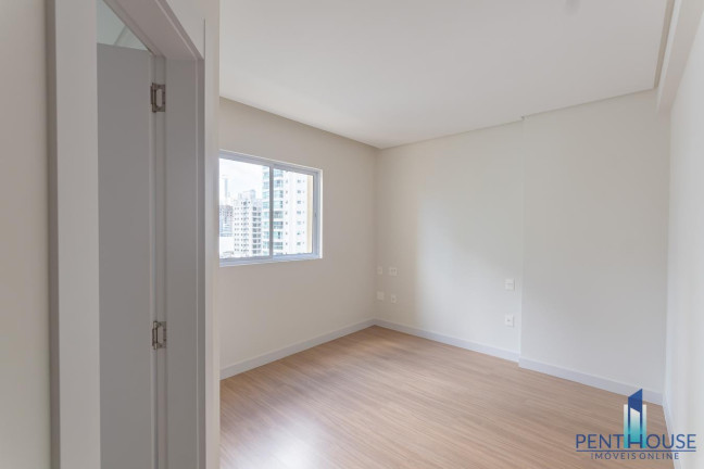 Imagem Apartamento com 3 Quartos à Venda, 139 m² em Centro - Balneário Camboriú