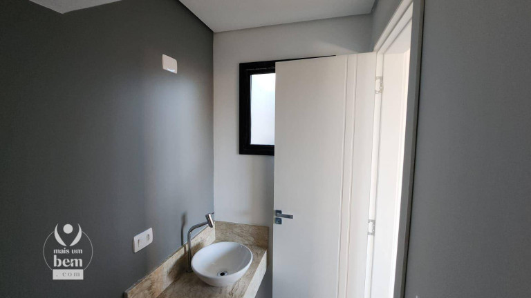 Imagem Sobrado com 3 Quartos à Venda, 104 m² em Tingui - Curitiba