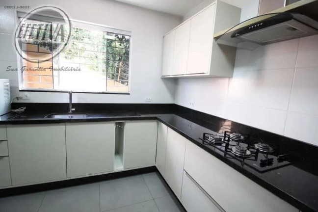 Imagem Casa com 4 Quartos à Venda, 517 m² em Rebouças - Curitiba