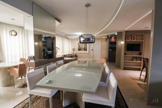 Apartamento com 3 Quartos à Venda, 268 m² em Centro - Florianópolis