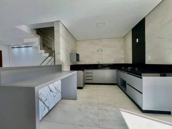 Imagem Imóvel com 3 Quartos à Venda, 90 m² em Vila Oeste - Belo Horizonte Imagem Imóvel com 3 Quartos à Venda, 90 m² em Vila Oeste - Belo Horizonte