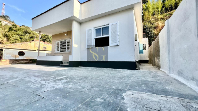 Imagem Casa com 2 Quartos à Venda, 430 m² em Vale Do Paraíso - Teresópolis Imagem Casa com 2 Quartos à Venda, 430 m² em Vale Do Paraíso - Teresópolis