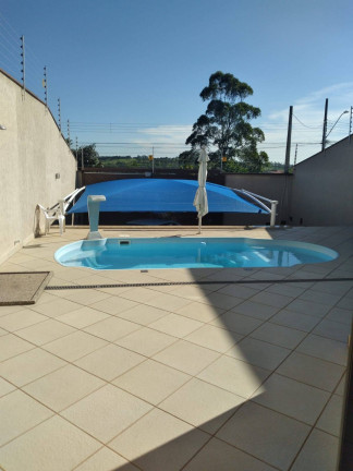 Imagem Casa com 3 Quartos à Venda, 300 m² em Residencial Estoril - Taubaté Imagem Casa com 3 Quartos à Venda, 300 m² em Residencial Estoril - Taubaté