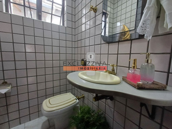 Imagem Sobrado com 4 Quartos à Venda, 250 m² em Parque Residencial Bom Conselho - Taubaté