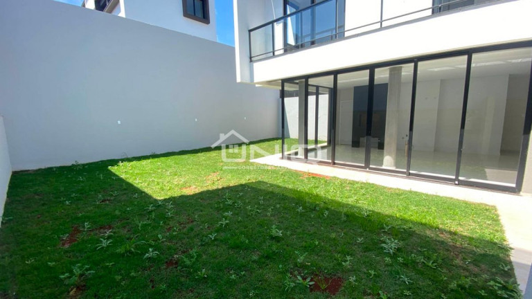 Imagem Casa com 3 Quartos à Venda, 165 m² em Fraron - Pato Branco Imagem Casa com 3 Quartos à Venda, 165 m² em Fraron - Pato Branco