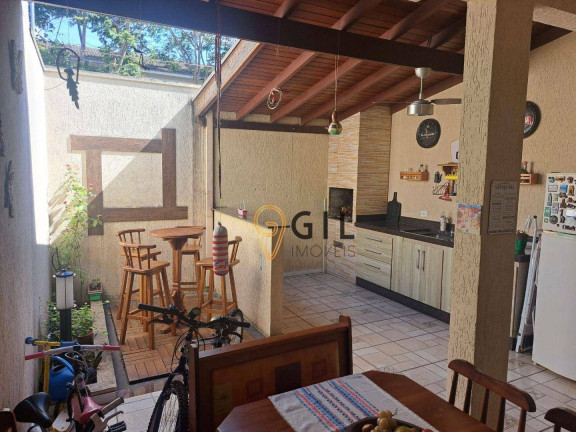 Imagem Casa com 3 Quartos à Venda, 120 m² em Jardim Santa Maria - Jacareí Imagem Casa com 3 Quartos à Venda, 120 m² em Jardim Santa Maria - Jacareí