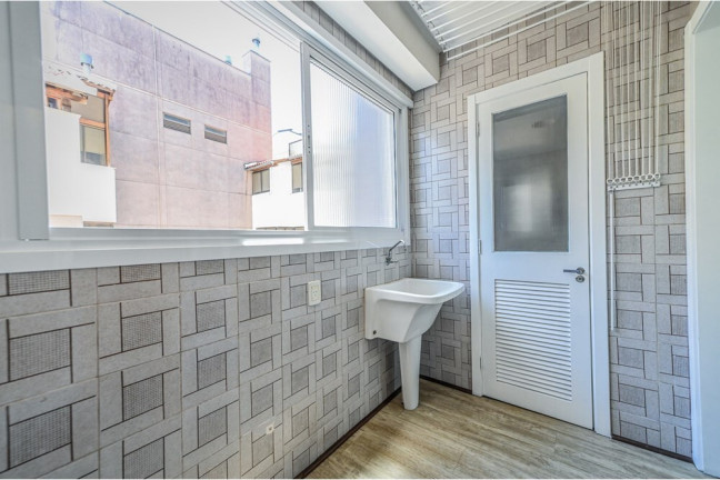 Imagem Apartamento com 3 Quartos à Venda, 112 m² em Rio Branco - Porto Alegre
