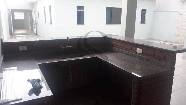 Casa à Venda, 300 m² em Vila Carvalho - Sorocaba