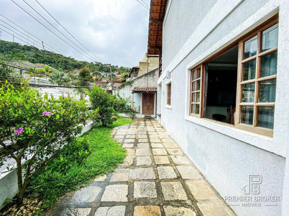 Imagem Casa com 3 Quartos à Venda, 160 m² em Pimenteiras - Teresópolis Imagem Casa com 3 Quartos à Venda, 160 m² em Pimenteiras - Teresópolis
