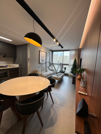 Apartamento com 2 Quartos à Venda, 107 m² em Balneário - Florianópolis