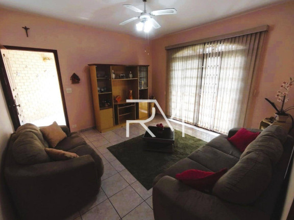 Imagem Casa com 3 Quartos à Venda, 161 m² em Vila Anhanguera - Mongaguá